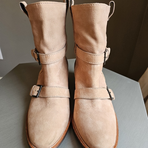 COLE HAAN LEATHER ANKLE BOOTS SZ 8 - Picture 5 of 9